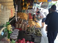 -芒果糯米饭摊子