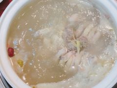 -新招鲜本地鸡窝(平凉路店)