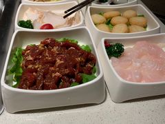 -海底捞火锅鲜切牛肉主题店(长寿路店)