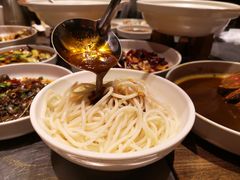 -龙巢盱眙龙虾·牛蛙·烧烤宵夜(八卦岭店)