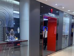 -亨得利(滨江道店)