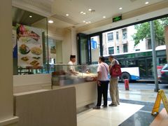 -上海哈尔滨食品厂(淮海中路店)