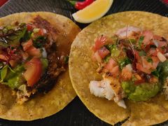 烤鱼塔可饼-Pistolera Mexican Cantina女枪手墨西哥餐厅(碧云路店)