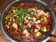 -乡土特色.冷锅鱼.牦牛肉汤锅