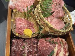 -山川小町·极番烧肉(新地假日广场店)