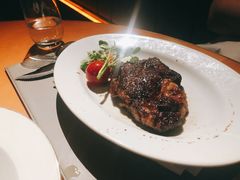 果木炙烤安格斯180天谷饲肉眼-牛排家(北京王府井澳门中心店)