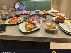-金滏山烤肉·海鲜·火锅自助餐厅(襄阳万达店)