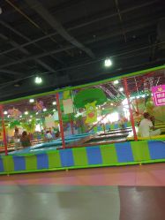 点击看大图 -维佳童话镇演出现场(徐东店)