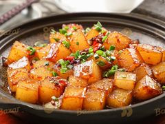 -巴扎屋大盘鸡·新疆菜(汇嘉时代店)