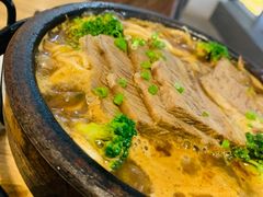 热石锅小牛排骨汤面-Moka Bros 摩卡站(西单大悦城店)