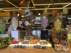 -大中华希尔顿酒店-念自助餐·嗨啤·小龙虾