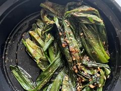 -许哥东北烧烤·铁丳烤串·宫后夹肉(繁花中心店)