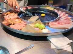 -哈哈碳都·牛肋条无限自助烤肉(台江万达店)