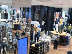 -优衣库(深圳万象天地旗舰店)