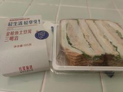 -红星前进面包牛奶公司(君太店)