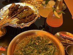 -何师烧烤Pro ·江湖川菜·小龙虾·精酿(太古里旗舰店)