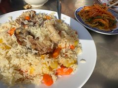 -努拉洪鸡蛋面馆