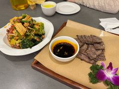 -陈熹公民族美食文化餐厅(中华广场店)
