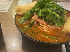 -肥汁米蘭香港米线(定西路店)