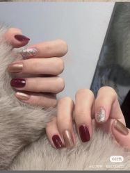 -Pink You美甲洗眉纹绣定制中心