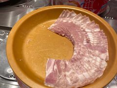-龍歌自助小火锅(市南金茂湾店)