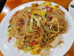 海鲜炒粉干-温州一家人美食(西木头市店)