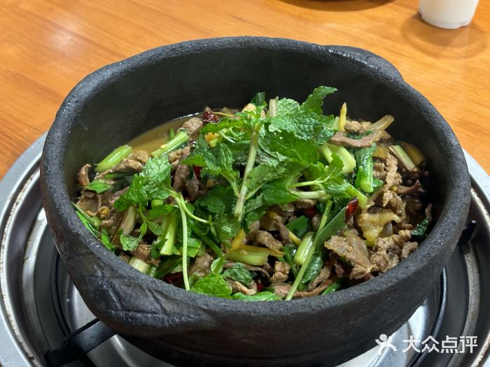 榕江牛瘪牛肉火锅图片