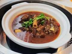 -亮健容天生蚝烧烤自助(交道口直营店)