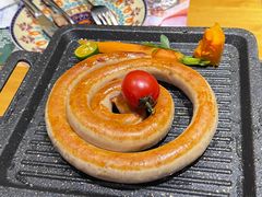 -米德维奇俄式西餐厅(西六道街店)