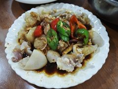 白切牛蹄-正宗高流河饭店原创风姜鸡