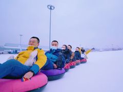 -棋盘山冰雪大世界