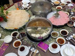 -好彩海鲜火锅饭店(银河百老汇店)