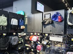 -迪卡侬(大英山店)