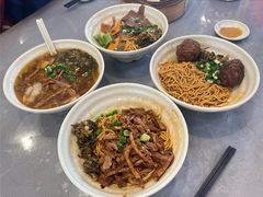 -佬钱湾仔(衣裳街店)