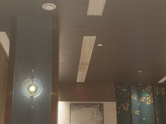 -粤盛海鲜楼(融冠乐城店)