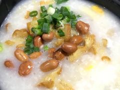 金牌荔湾艇仔粥-华辉拉肠(龙口东店)