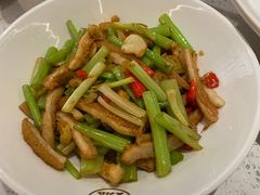 -江渔儿酸菜鱼(曜一城店)