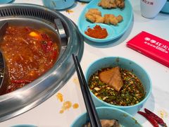 -季季红火锅(柳州城中万达二店)