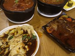 -三鞭一花·独一处·元英砂锅(海光寺店)