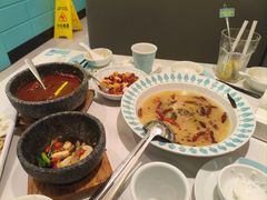 -姚姚酸菜鱼·金戈戈香港豉油鸡(喜荟城联名店)