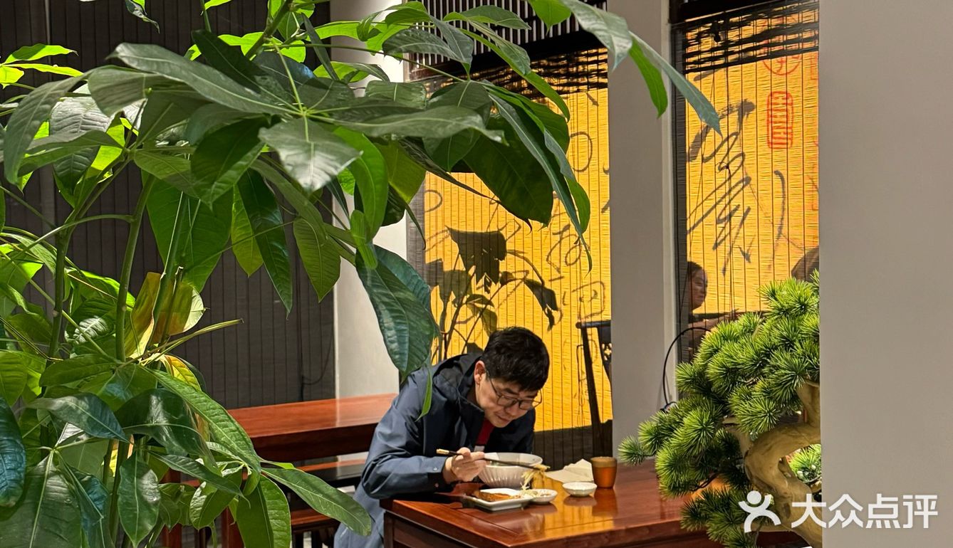 本地人指路！苏州好吃的蟹黄面！！