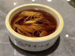 -莱莱小笼·乔艾