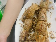 -量贩海鲜餐厅