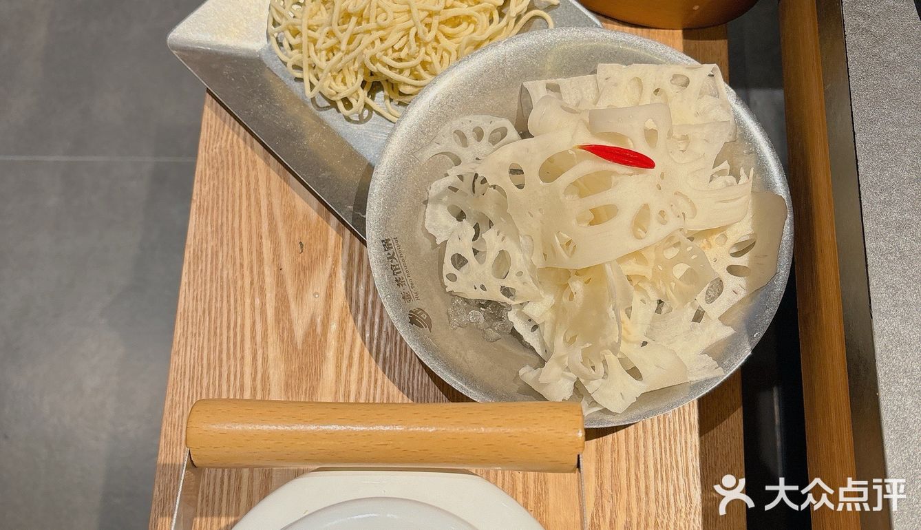 清爽挂的重庆火锅[加油][加油]吃完不上火[吐][糖果][调皮]
