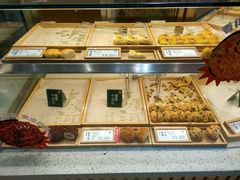 面包甜点陈列柜-泸溪河桃酥(鄞州高新宝龙店)