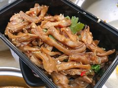 麻辣脱骨鸭掌-派派茶客(金杏花园店)