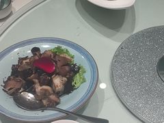 -海派美食·家宴海鲜青岛菜·石锅鲽鱼头(东方城店)
