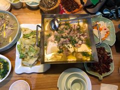 豆花鸡-自贡盐帮菜·玩辣餐厅(樱花园西街店)