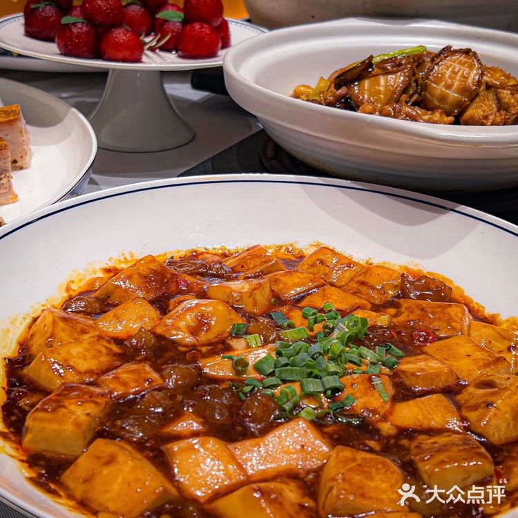 一道海鲜盛宴！🦪 店名：粤匠·私厨(横琴中央汇店)