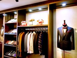 -优刻西服西装定制(金轮国际广场店)
